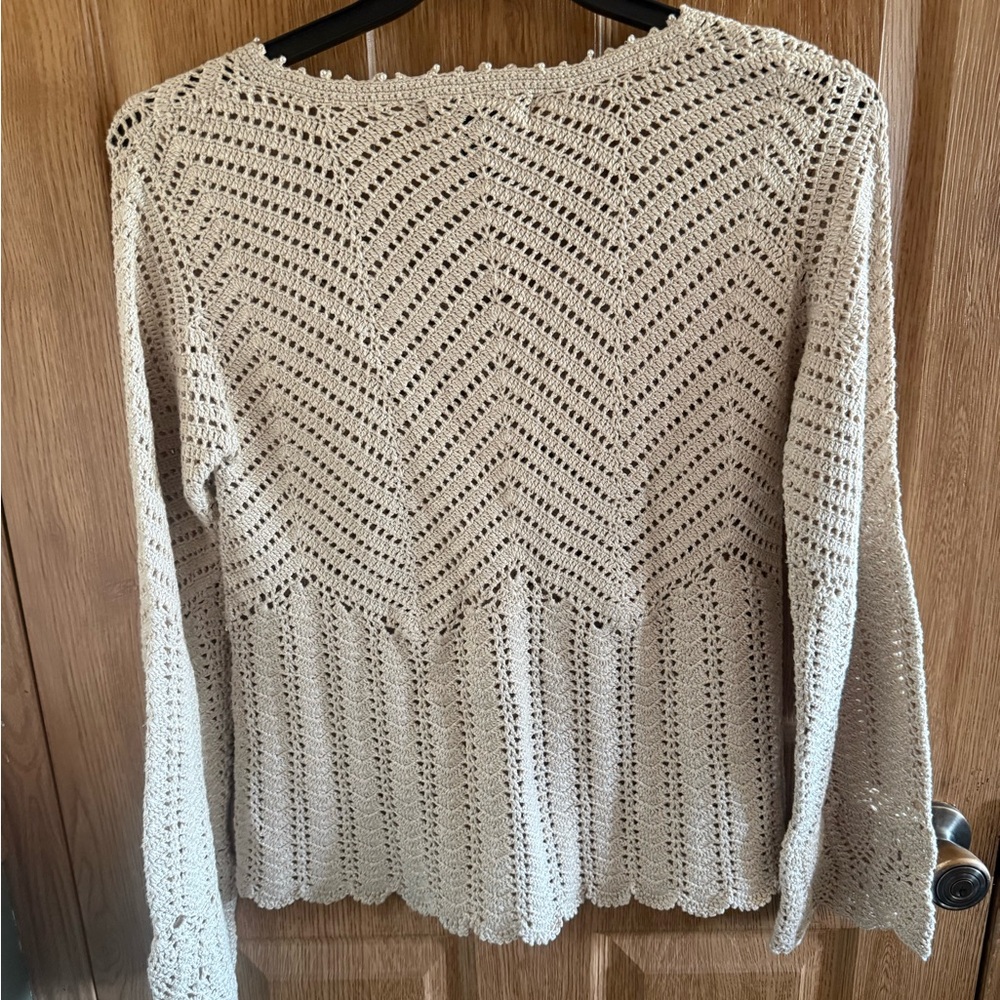 The Pyramid Collection Beige Knit Top - Picture 4 of 6